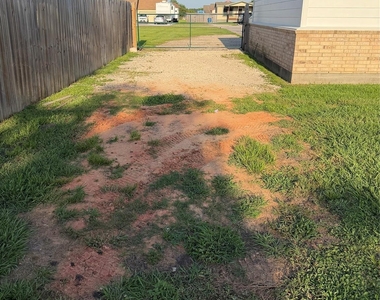 14049 Overstreet Drive - Photo Thumbnail 21