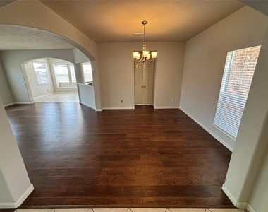 18002 Secret Branch Lane - Photo Thumbnail 2