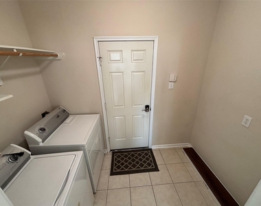 18002 Secret Branch Lane - Photo Thumbnail 11