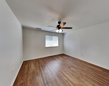 5349 Yale Drive - Photo Thumbnail 14