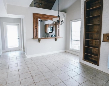 4144 Greystone Way - Photo Thumbnail 6