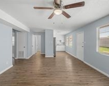 12033 18th Street - Photo Thumbnail 5