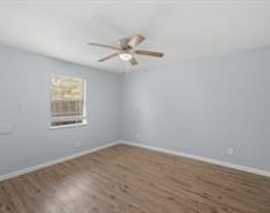 12033 18th Street - Photo Thumbnail 12