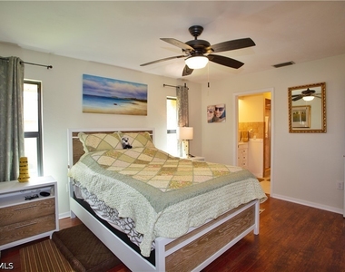 9871 Citadel Lane - Photo Thumbnail 23
