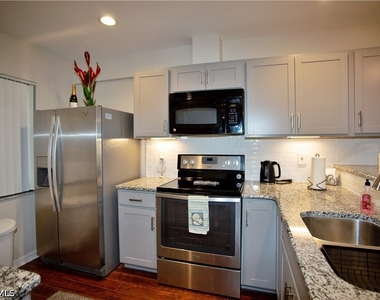 9871 Citadel Lane - Photo Thumbnail 9