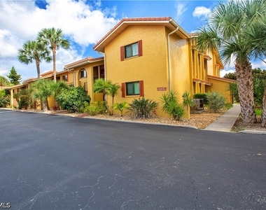 9871 Citadel Lane - Photo Thumbnail 3