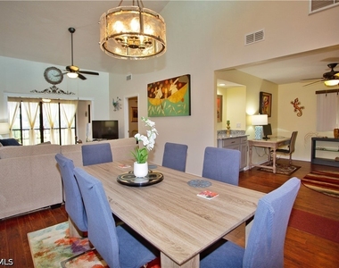 9871 Citadel Lane - Photo Thumbnail 16