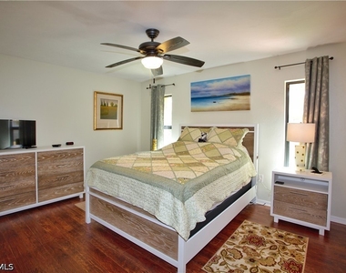 9871 Citadel Lane - Photo Thumbnail 22