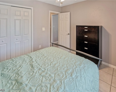 10839 Sea Coral Court - Photo Thumbnail 21
