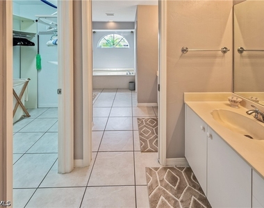 10839 Sea Coral Court - Photo Thumbnail 14