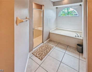 10839 Sea Coral Court - Photo Thumbnail 15