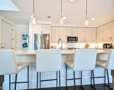 1030 3rd Avenue S - Photo Thumbnail 14