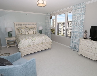 4251 Gulf Shore Boulevard N - Photo Thumbnail 12