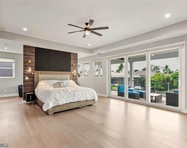 27088 Del Lane - Photo Thumbnail 12