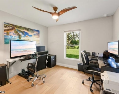 27088 Del Lane - Photo Thumbnail 19