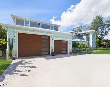 27088 Del Lane - Photo Thumbnail 30