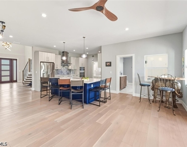 27088 Del Lane - Photo Thumbnail 3