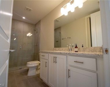 163 Indies Drive E - Photo Thumbnail 22
