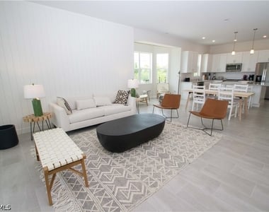 163 Indies Drive E - Photo Thumbnail 14