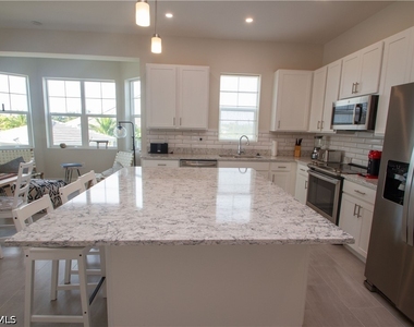163 Indies Drive E - Photo Thumbnail 37