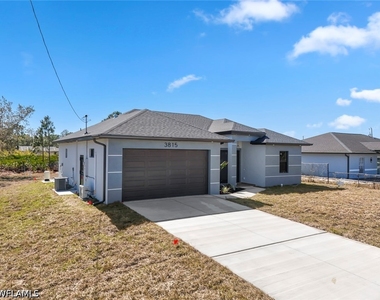 3815 9th Street Sw - Photo Thumbnail 12