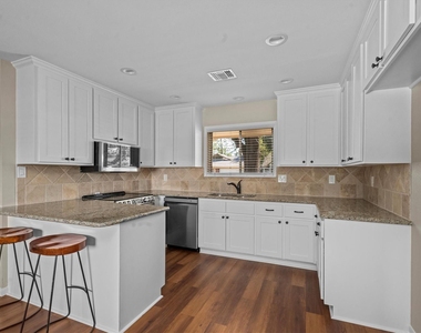 10030 Haddington Drive - Photo Thumbnail 8