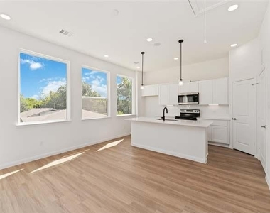 4710 Mallow Street - Photo Thumbnail 6