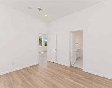 4710 Mallow Street - Photo Thumbnail 10