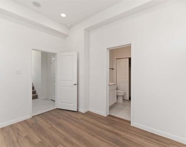 4710 Mallow Street - Photo Thumbnail 20
