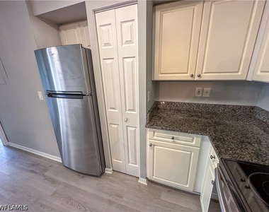 1250 Wildwood Lakes Boulevard - Photo Thumbnail 11
