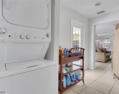 2772 Riverview Drive - Photo Thumbnail 13