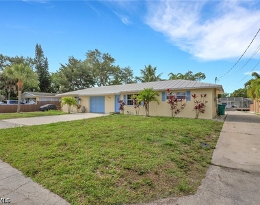 2772 Riverview Drive - Photo Thumbnail 22