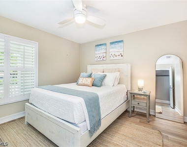 975 Tarpon Cove Drive - Photo Thumbnail 28