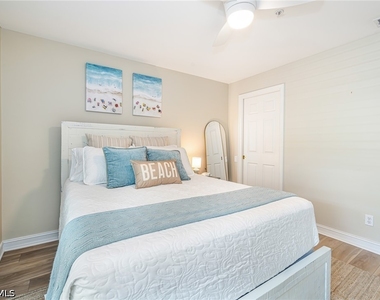 975 Tarpon Cove Drive - Photo Thumbnail 30