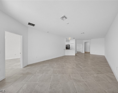 20559 Hazelnut Court S - Photo Thumbnail 7