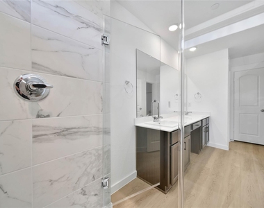 11918 Outer Bark Drive - Photo Thumbnail 15