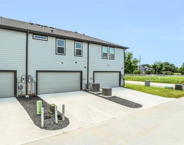11918 Outer Bark Drive - Photo Thumbnail 25