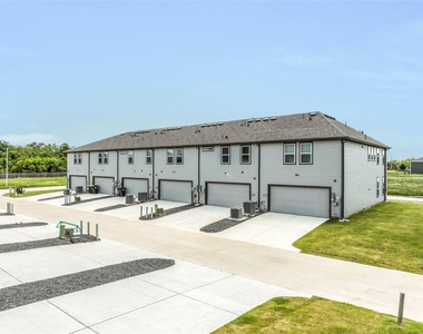 11918 Outer Bark Drive - Photo Thumbnail 27