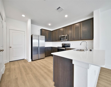 11918 Outer Bark Drive - Photo Thumbnail 7