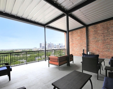 230 W Alabama - Photo Thumbnail 5
