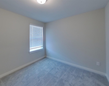 2431 Cohorn Trail - Photo Thumbnail 9