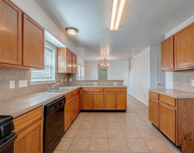 7127 Sedona Court - Photo Thumbnail 18