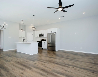 4337 Faulkner Street - Photo Thumbnail 3