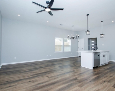 4337 Faulkner Street - Photo Thumbnail 10