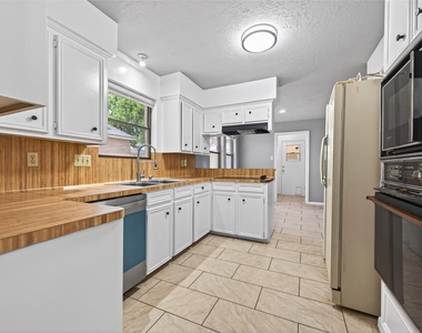 14934 Camino Rancho Drive - Photo Thumbnail 16