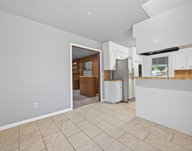 14934 Camino Rancho Drive - Photo Thumbnail 22