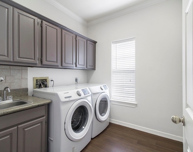 14127 Swallowfield Drive - Photo Thumbnail 17