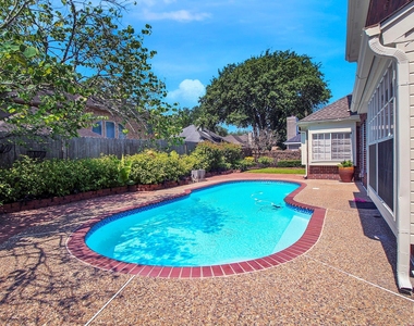 14127 Swallowfield Drive - Photo Thumbnail 37