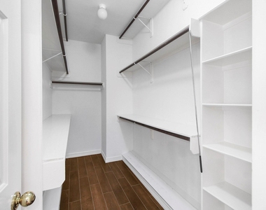 14127 Swallowfield Drive - Photo Thumbnail 24