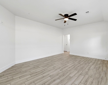 26218 Cypresswood Drive - Photo Thumbnail 6